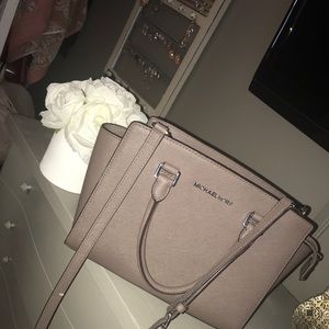 MK BAG